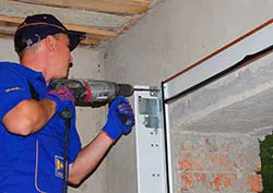 Trust Garage Door Snellville, GA 770-282-3572 - repair-side