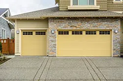 Trust Garage Door Snellville, GA 770-282-3572 - residential-side